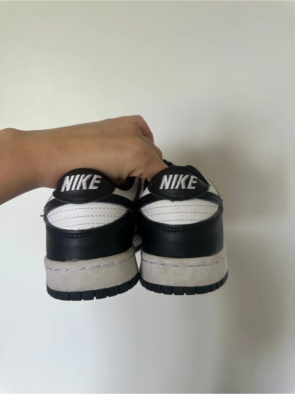 Nike Dunk Low Panda Black White Sneakers 6Y Youth / Women’s 7.5 EUC